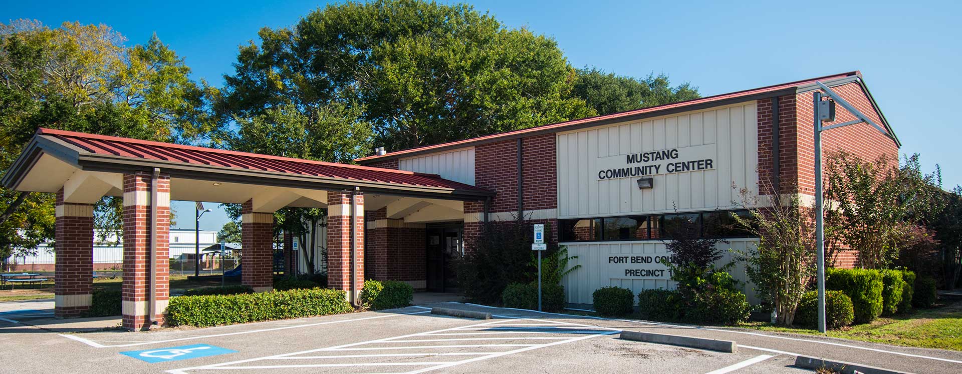 Mustang Community Center