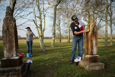 Fort Bend County needs volunteers to help restore cemetery of former slaves over Juneteenth weekend