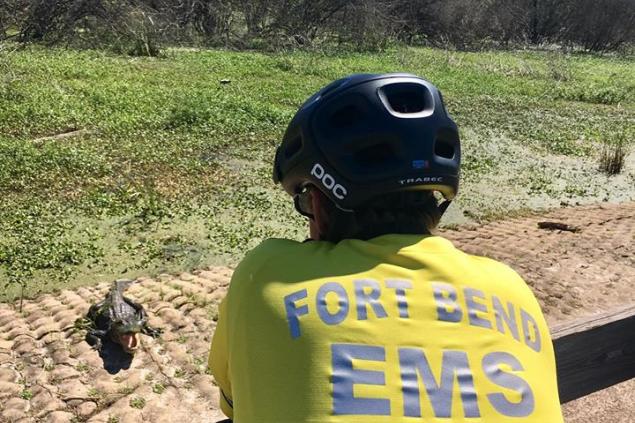 Bike Team at Brazos State Park Photo 3 Making a friend at Brazos Bend State Park