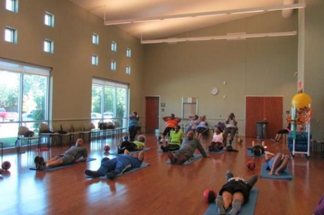 Abs Class with Freeman