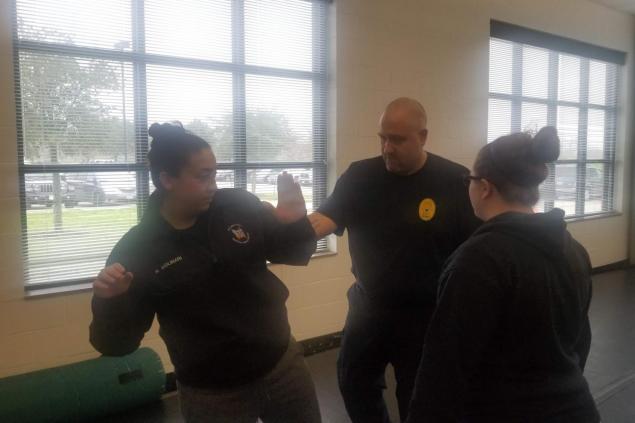 Self-defense photo 7 Employees training in self-defense